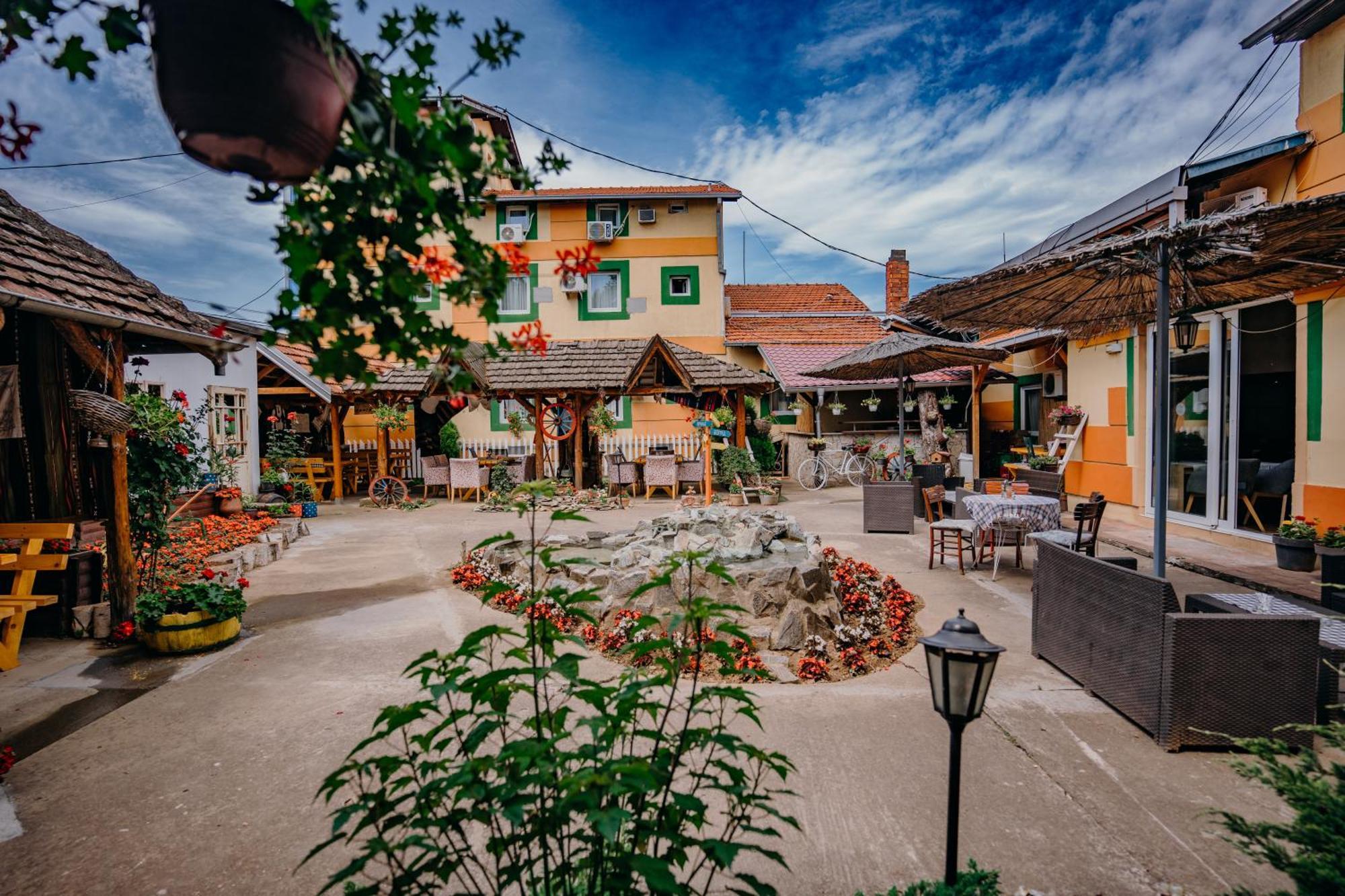 Gros Hotel - Leskovac Лесковац Екстериор снимка