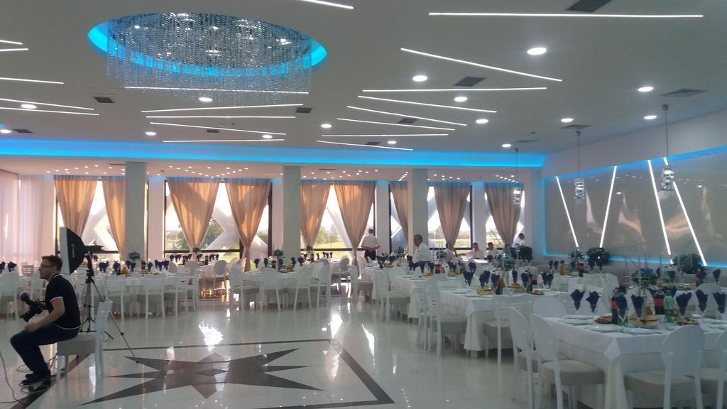 Gros Hotel - Leskovac Лесковац Екстериор снимка