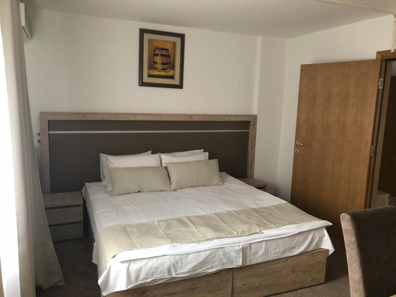 Gros Hotel - Leskovac Лесковац Екстериор снимка
